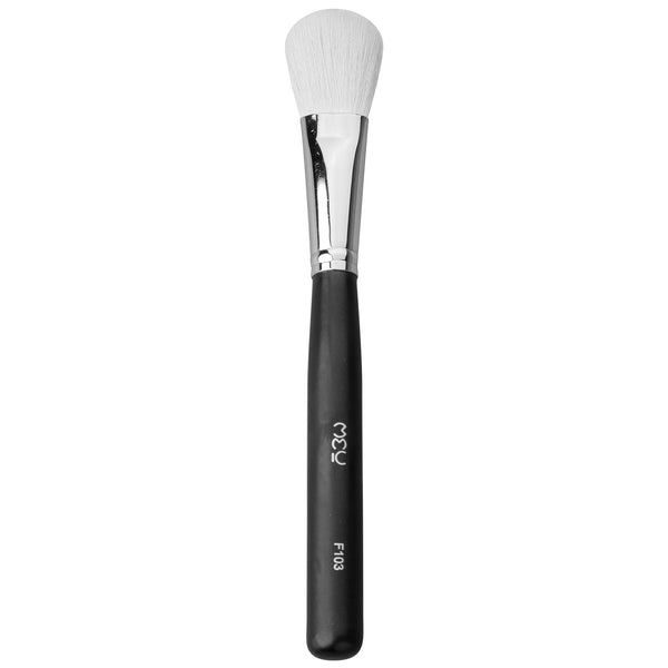 F103  - Professional Blusher Brush.