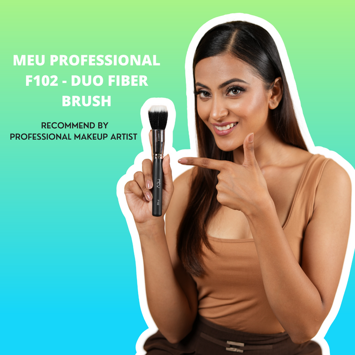F102  - Professional Duo Fiber Brush.