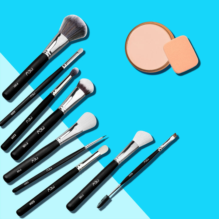 9 Pcs Professional Makeup Brush Set (Face + Eye) With Pouch.